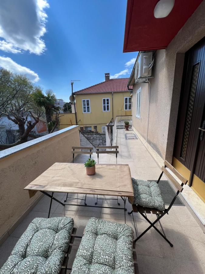 Apartment Ana, Free Garage Parking Sibenik Bagian luar foto