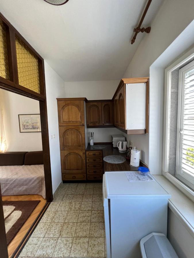 Apartment Ana, Free Garage Parking Sibenik Bagian luar foto
