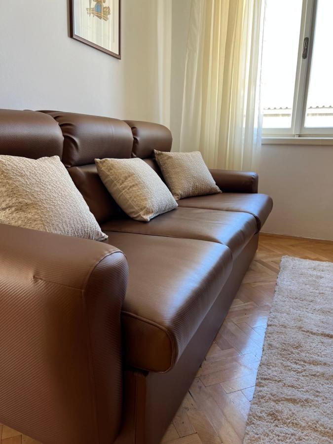 Apartment Ana, Free Garage Parking Sibenik Bagian luar foto